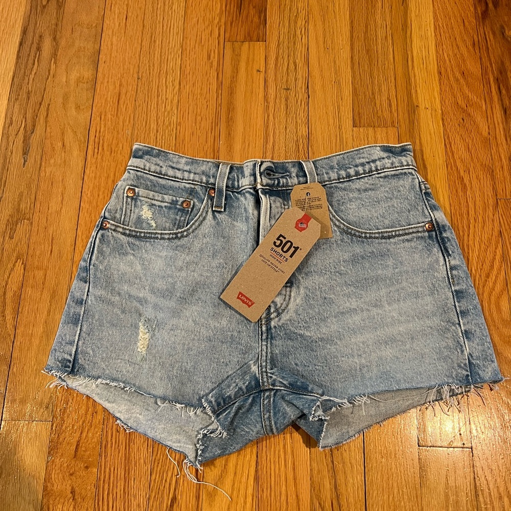 Levi’s high rise cut off jean shorts